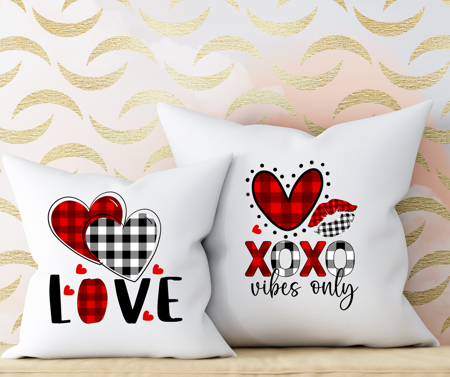 Love XOXO Pillow